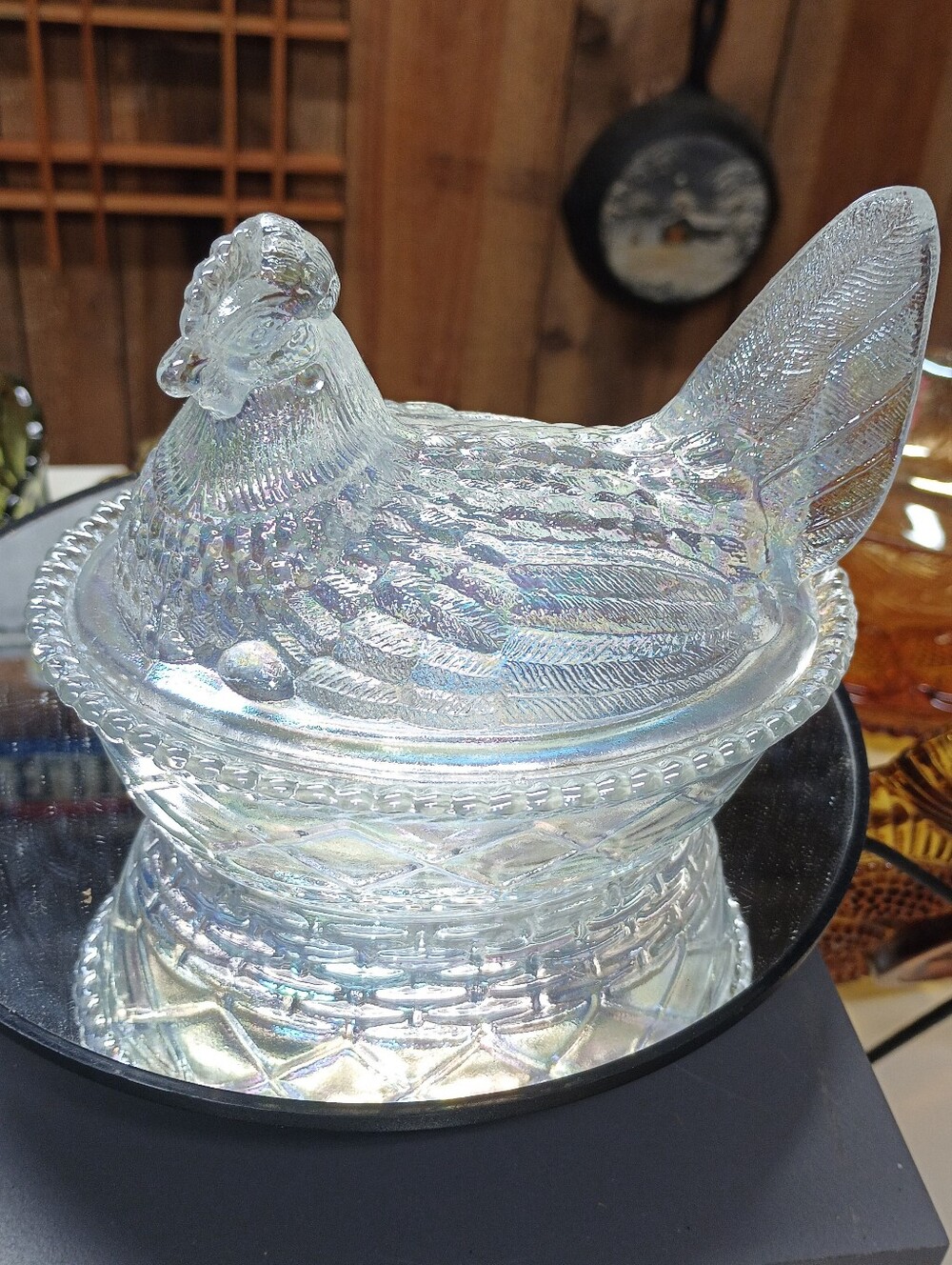 Rosso - Westmoreland  - Mosser, Clear Crystal Carnival Hen On Nest W/ Woven Base